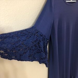 Medium Navy Lularoe Maurine